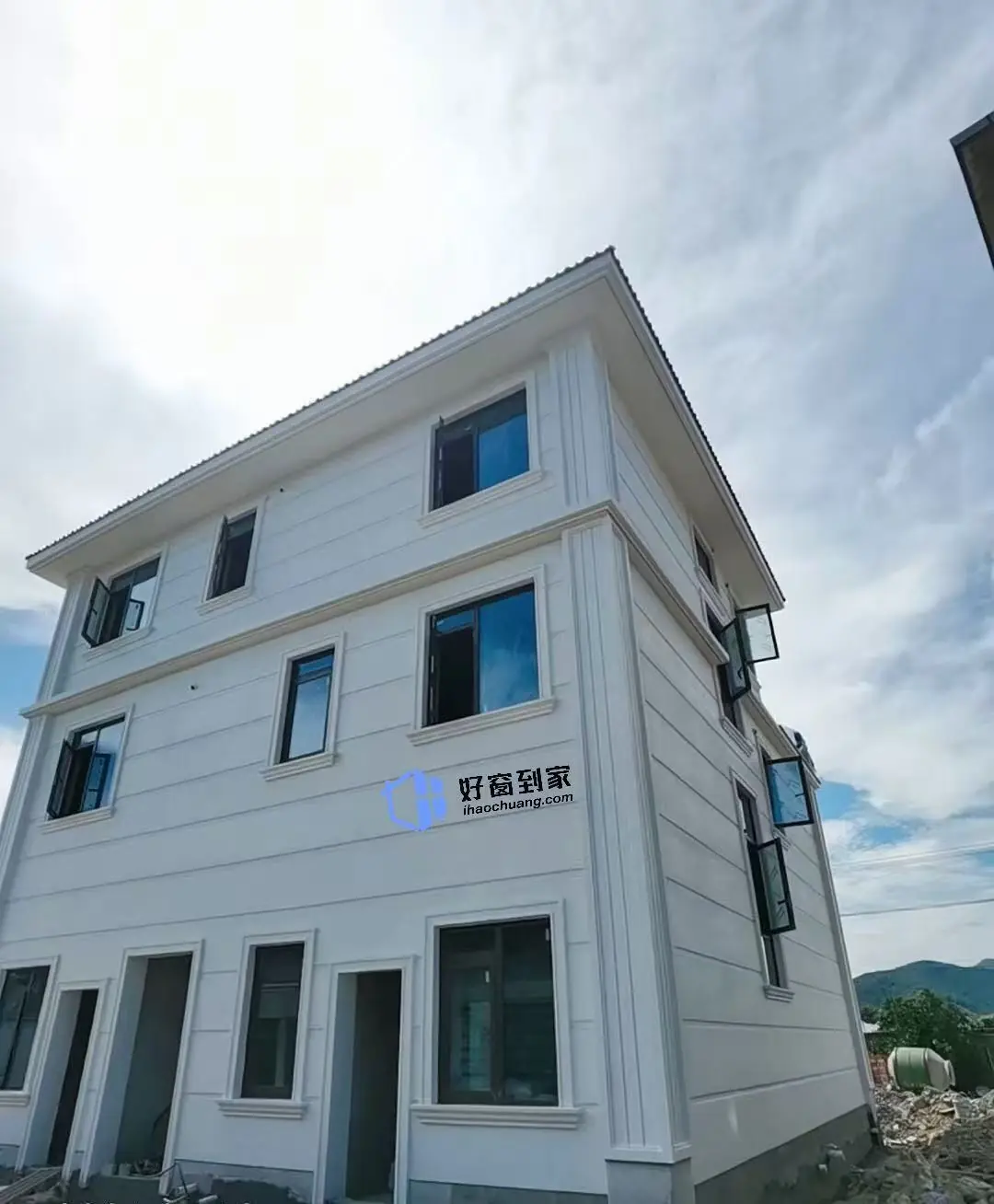 现代自建房整屋系统窗落地实景