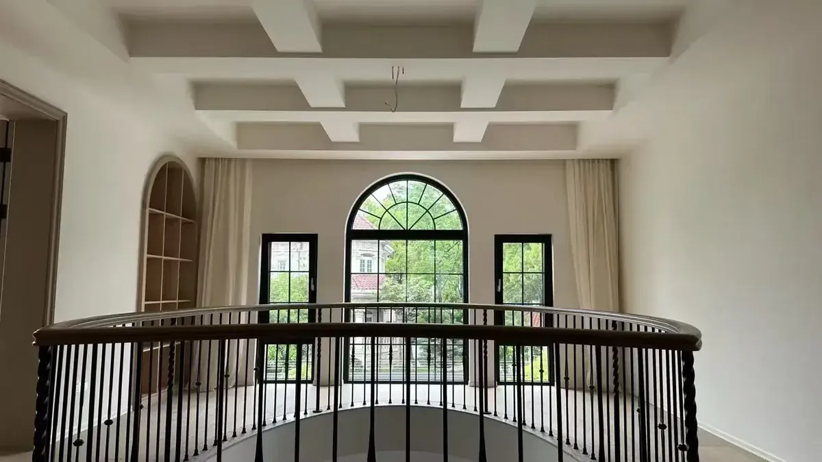 苏州吴中苏州自建房阳台系统窗封窗实景图4