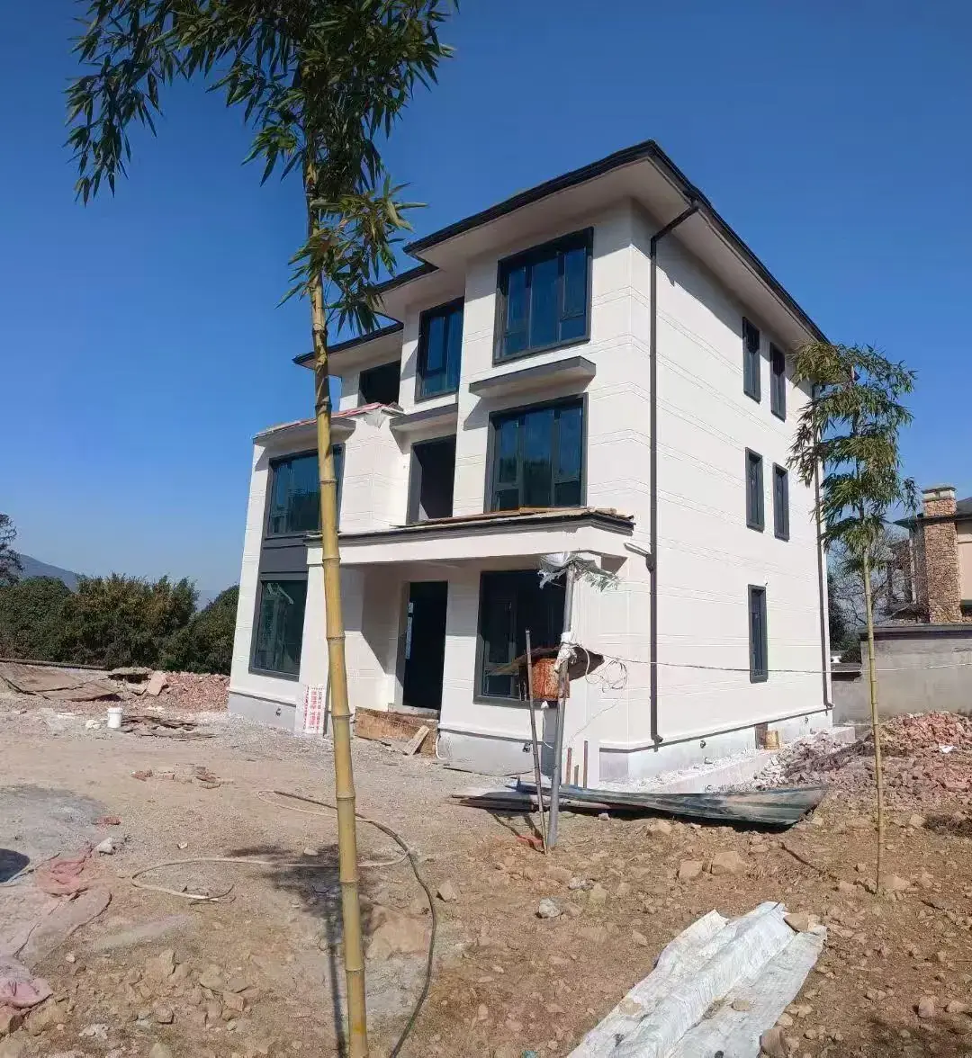 欧式雕花自建别墅系统窗落地效果